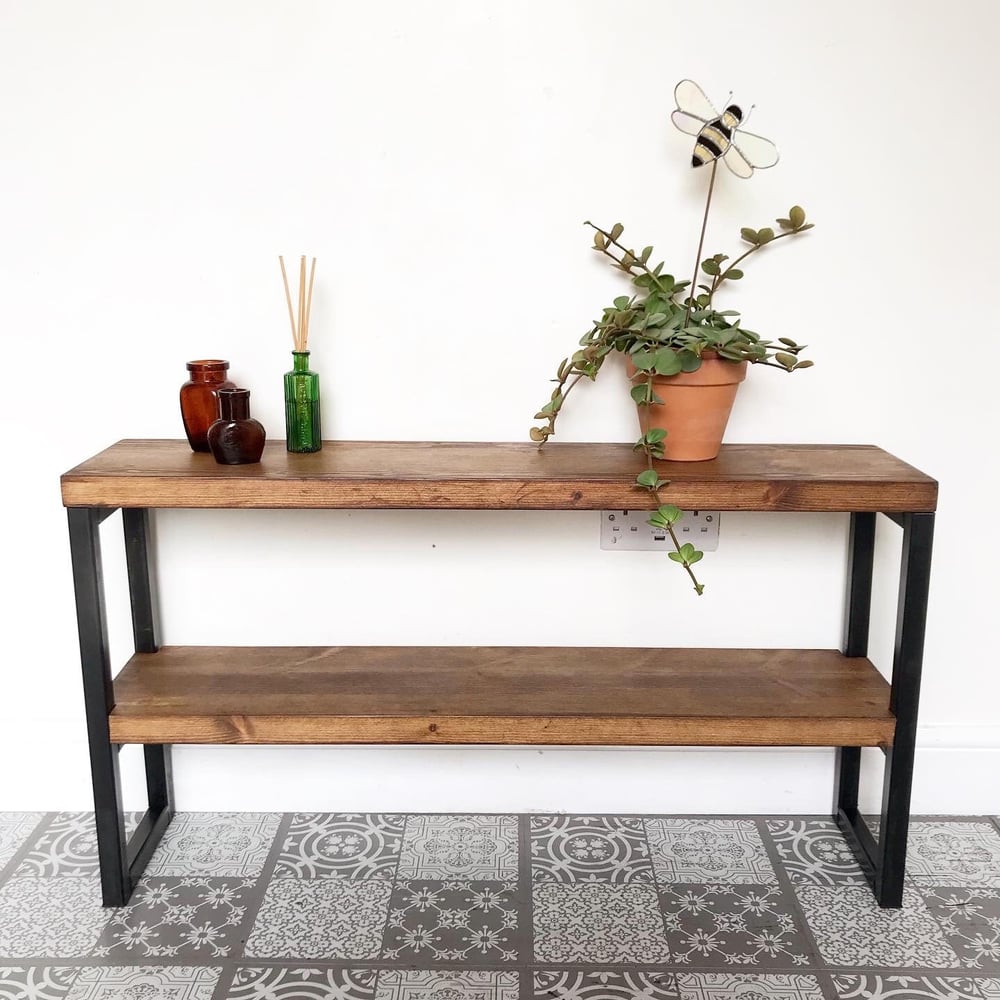 Industrial hall/TV table