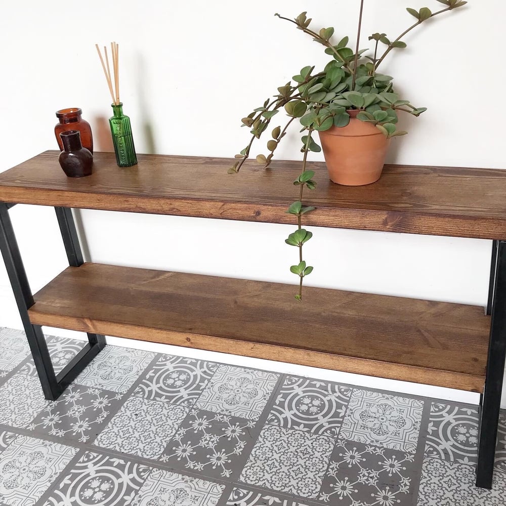 Industrial hall/TV table