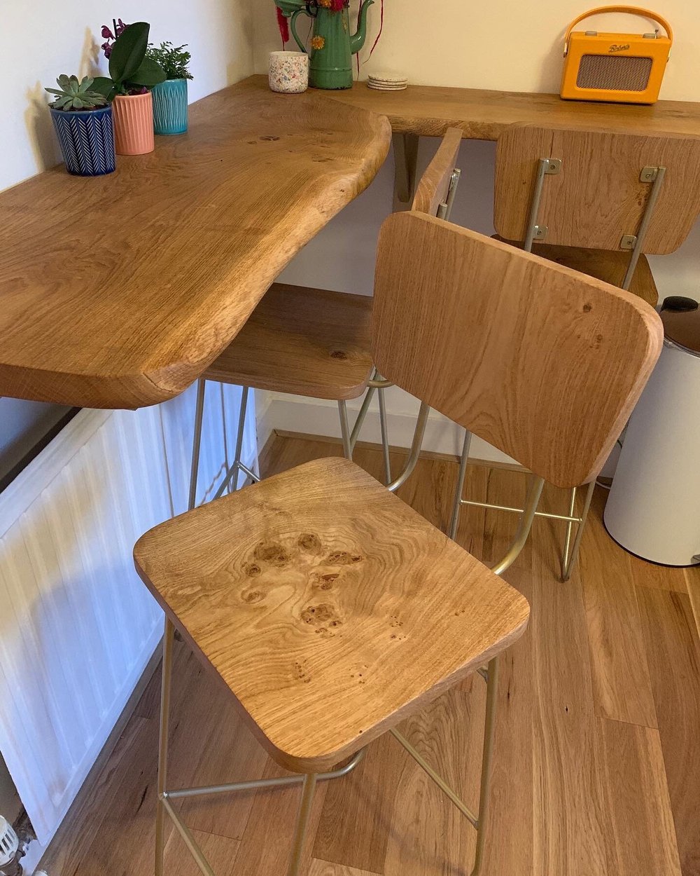 Solid oak gold Bar Stool with backrest