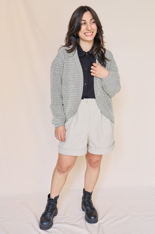 Image of CARDIGAN QUEEN CORTO BIANCO E NERO 