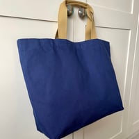 Image 3 of WAXED CANVAS LARGE TOTE NAVY