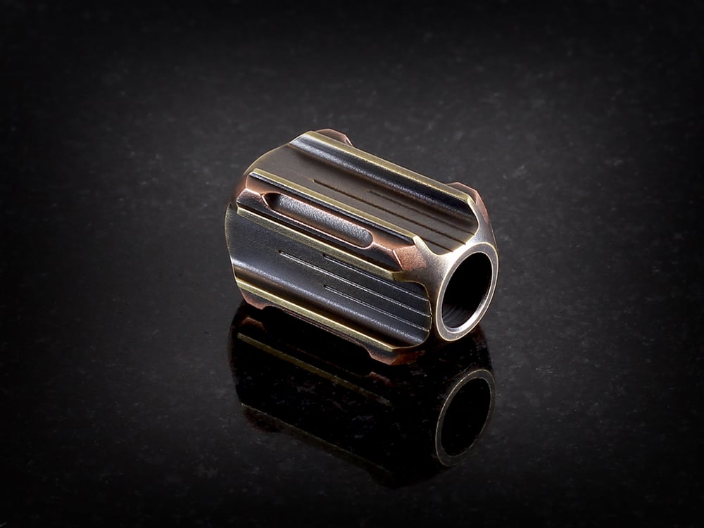 One-off concept lanyard bead