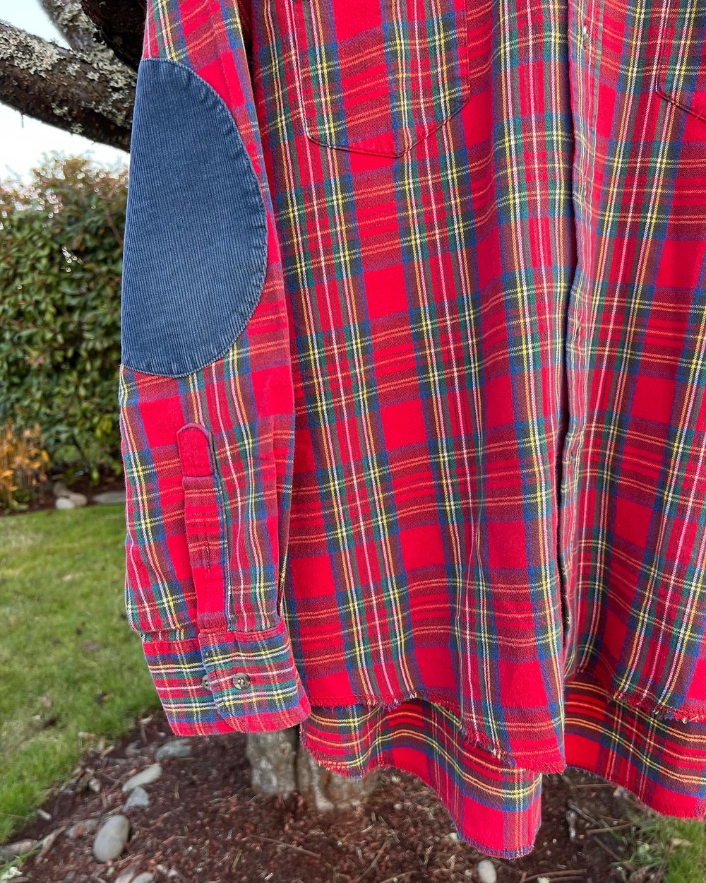 Vintage Wrangler Plaid with Elbow Patches (L)