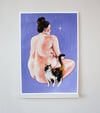 Frau mit Katze BLAU – A4 FineArt Print