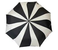 Black and white swirl umbrella 