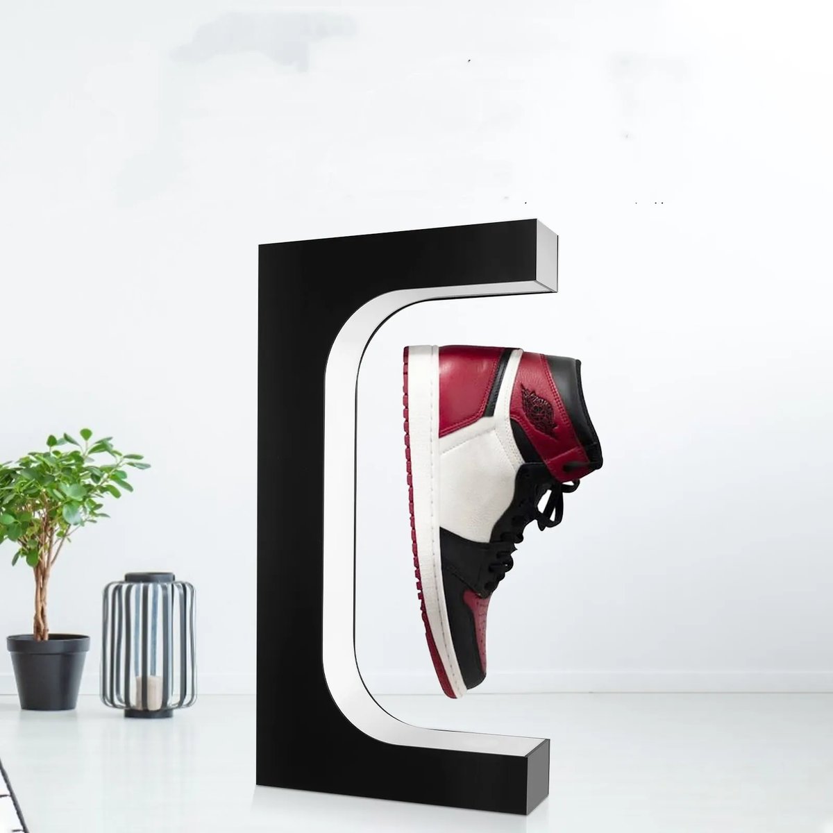 Levitating shoe Display levitateliving