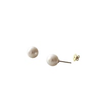 Image 1 of Gumball Pearl Stud Earring