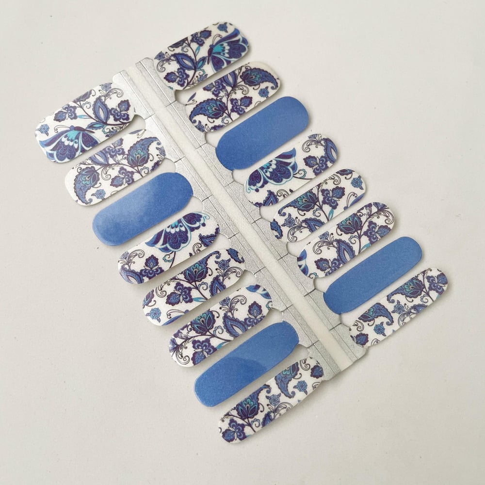 Free Spirit Nail Polish Strip