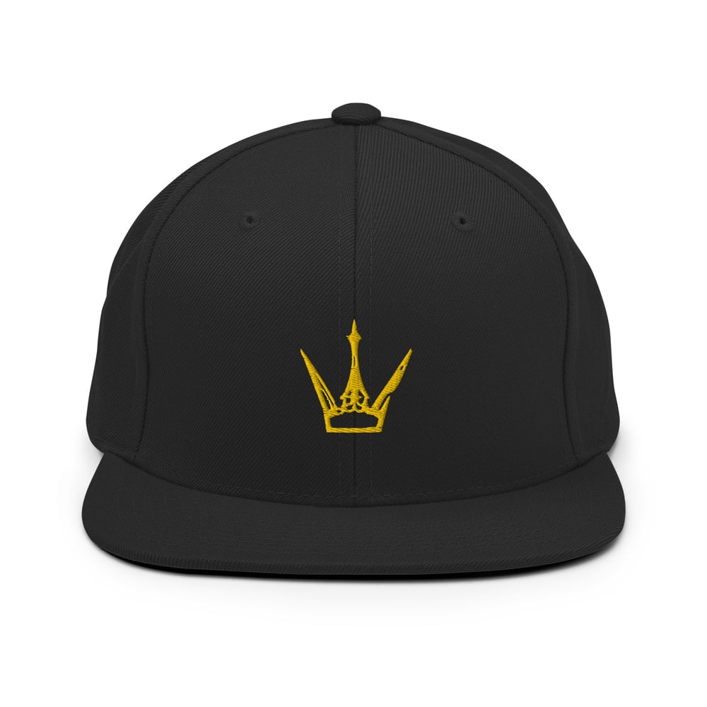 Hat with small store crown logo