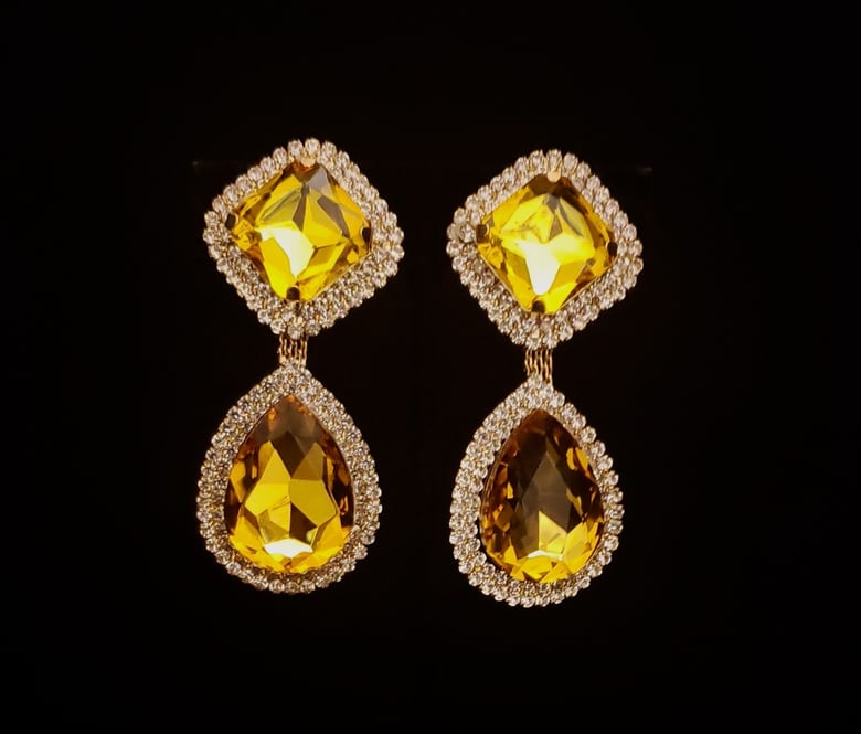 Image of Yellow Gold Rhinestone Clip Earrings 