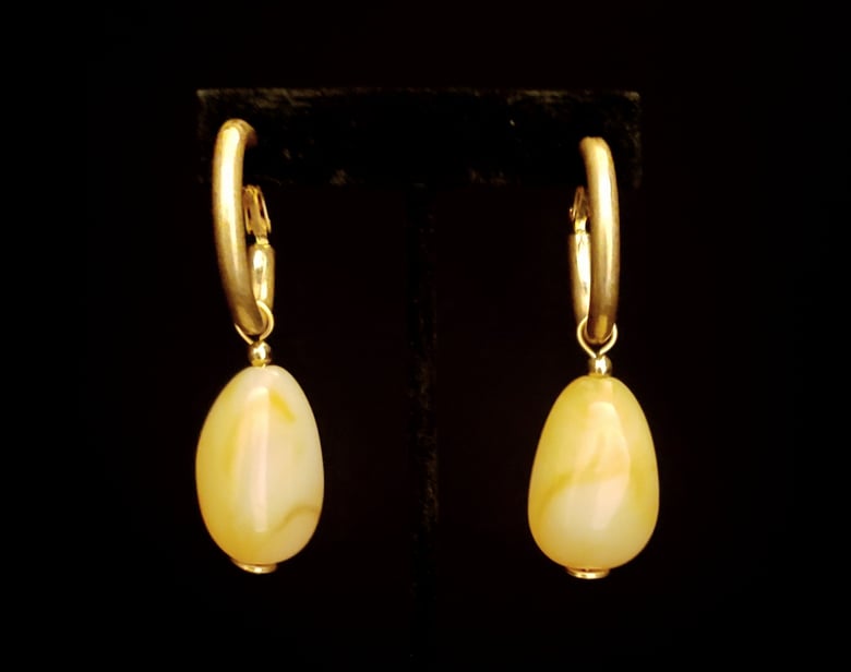 Image of Gold Matte Marbleized Pierced Earrings 