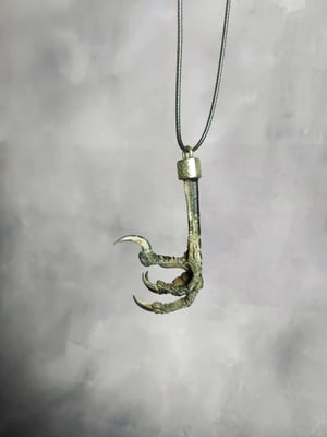 Crows Foot Necklace