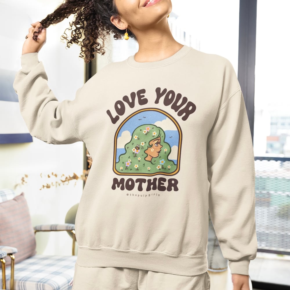 Image of NATURE LOVERS CREWNECK