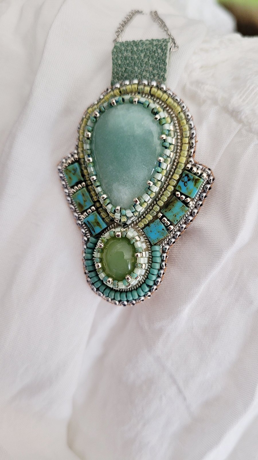 Image of Collier Ras du cou broderie  LAGON