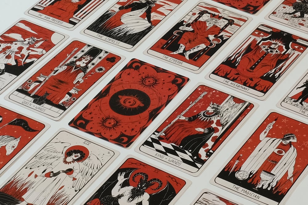 The Crimson Eye Tarot Deck