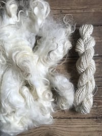 Image 1 of Washed Grey Faced Dartmoor Fleece - 100g