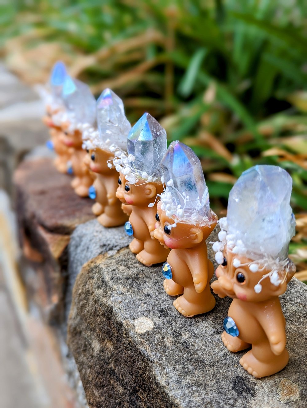 Aura Quartz Crystal Troll shorty with babies breath crown
