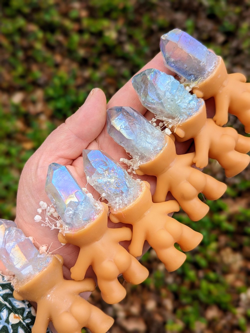 Aura Quartz Crystal Troll shorty with babies breath crown