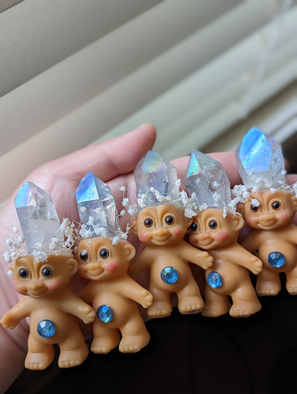 Aura Quartz Crystal Troll shorty with babies breath crown