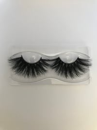 DRAMATIC    MINK LASH