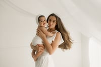 Image 5 of Motherhood FULL white sessions -Timeless 