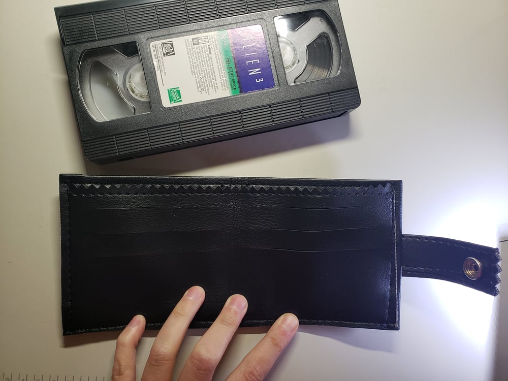 Image of Aliens 3 bifold wallet