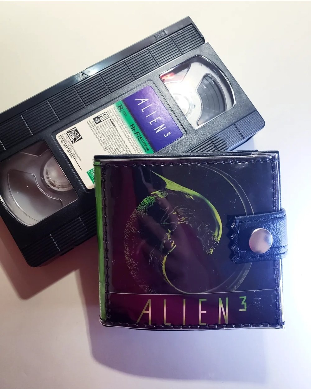 Image of Aliens 3 bifold wallet