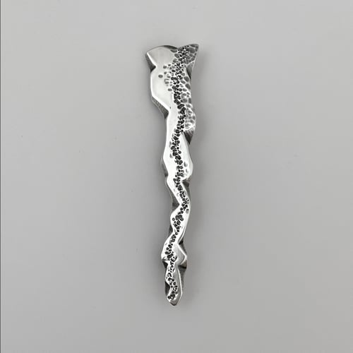 Image of Terrain Kilt Pin