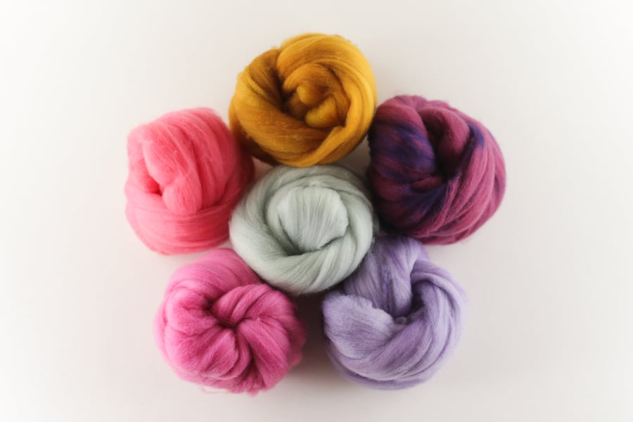 Image of Spring Ahead Coordinates Set 🌸 Superwash Merino