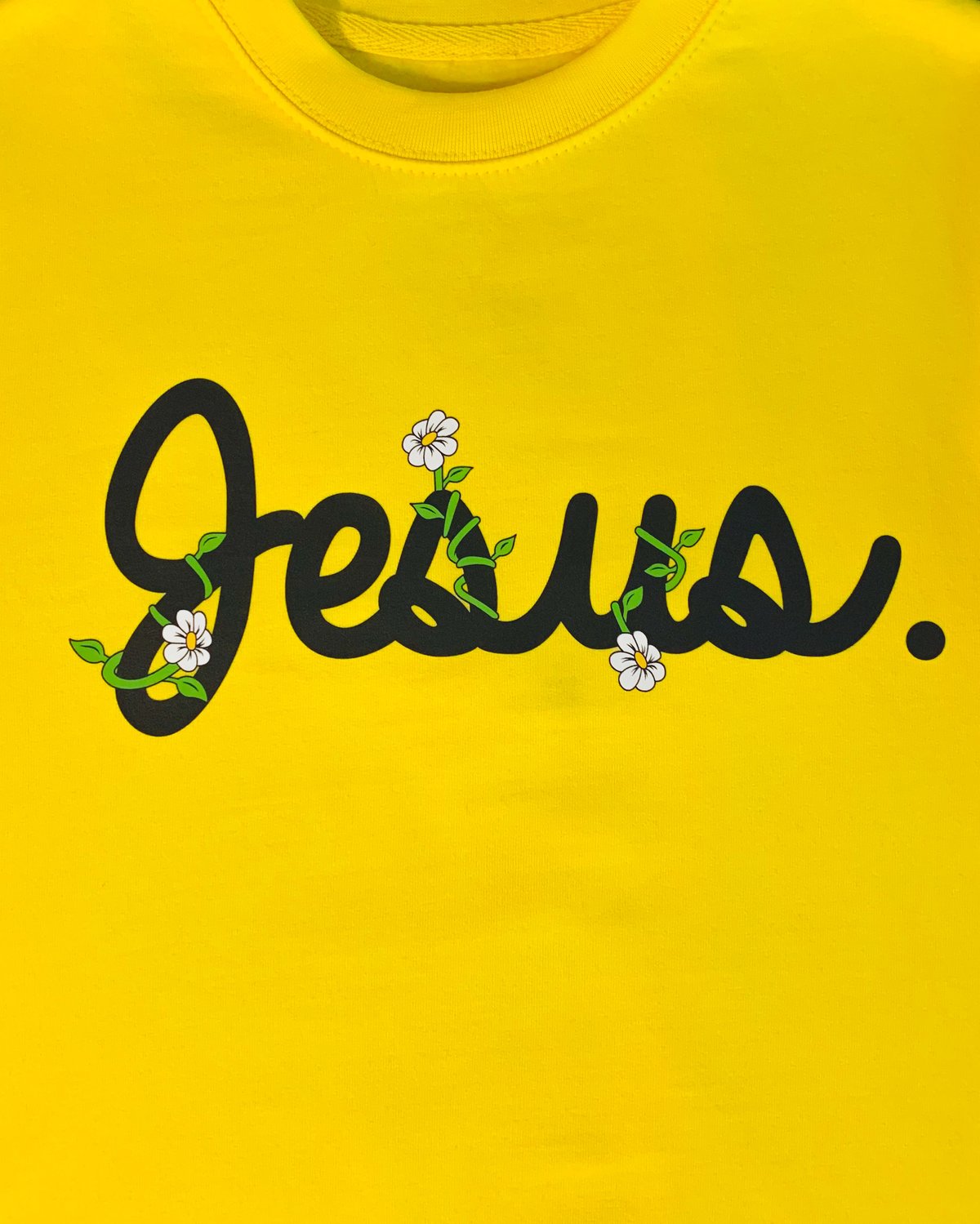 Image of Jesus. Bloom Crew-Yellow