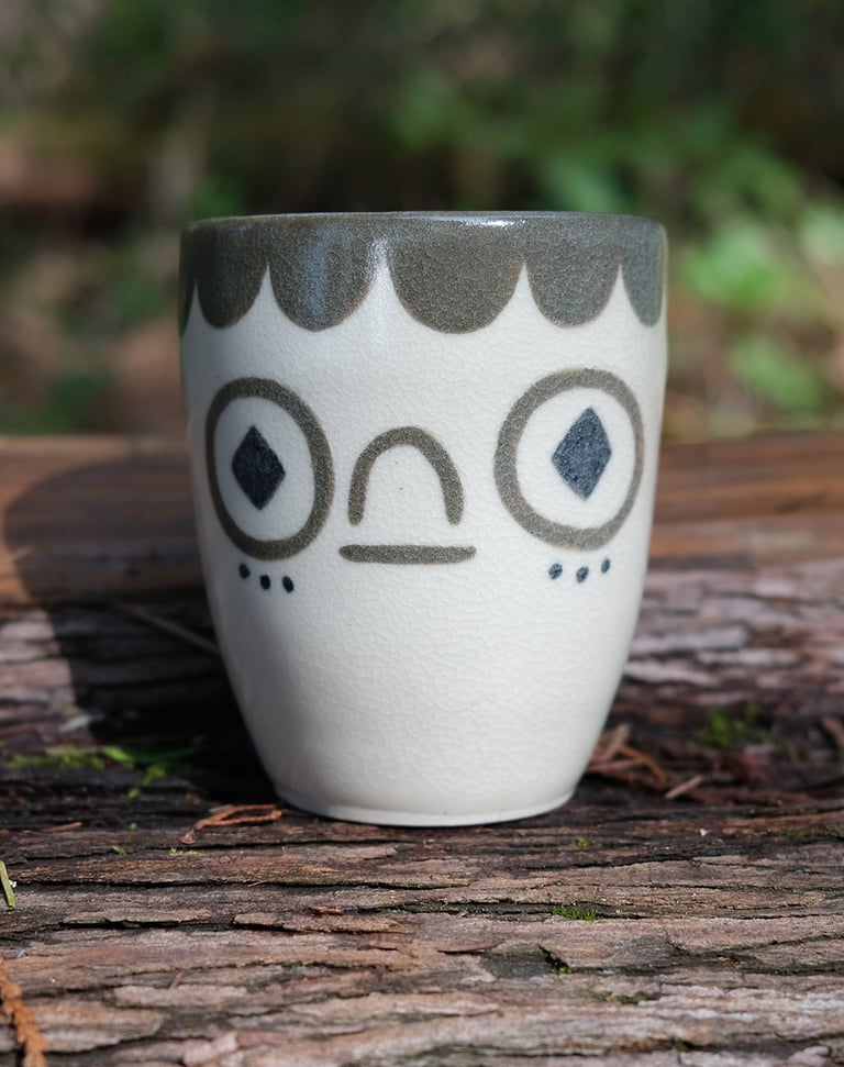 DIAMOND EYES CERAMIC CUP