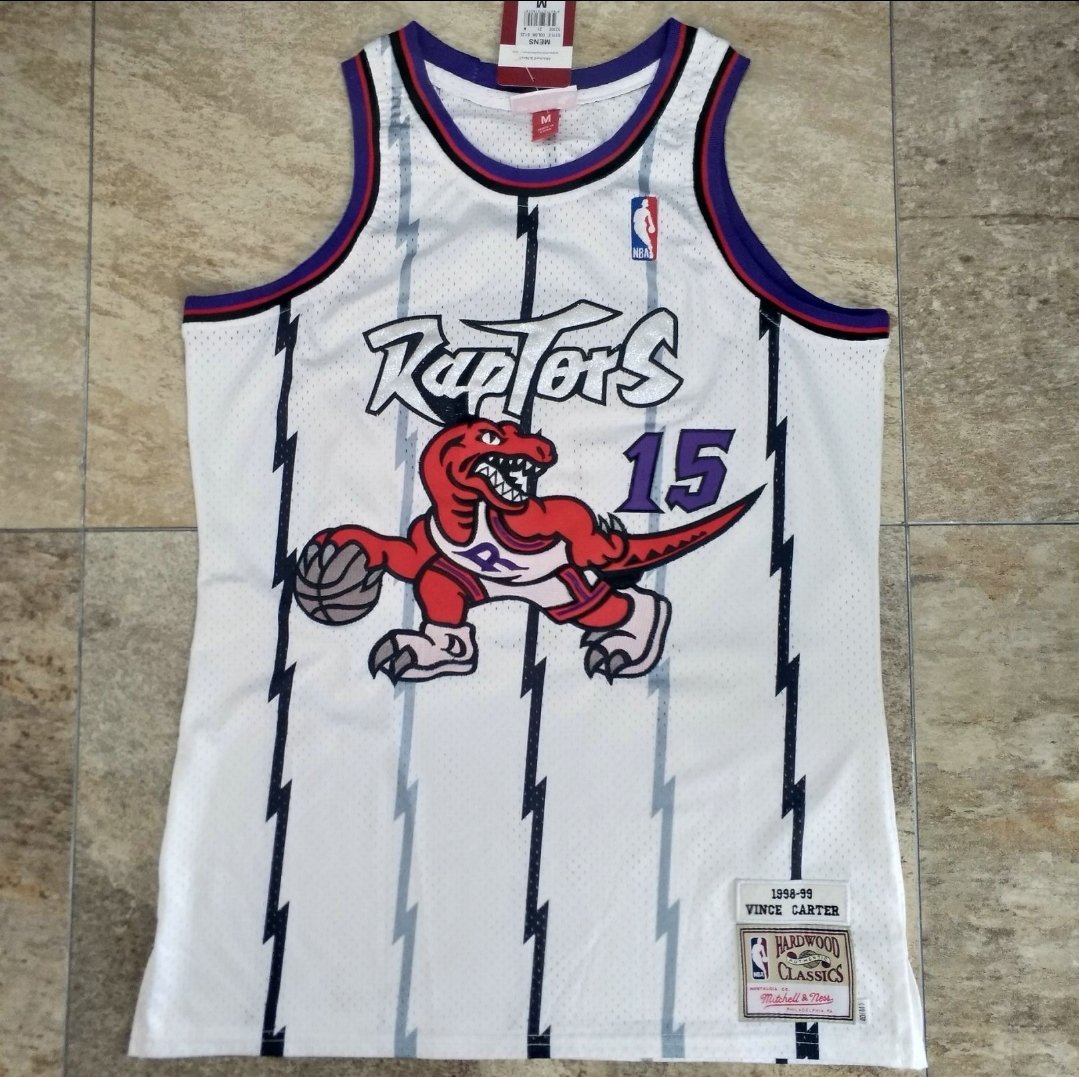 VINCE CARTER TORONTO RAPTORS HARDWOOD CLASSICS FINISHED SWINGMAN JERSEY -  WHITE | Vintagejerseystore