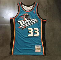 Image 2 of GRANT HILL DETROIT PISTONS ROAD 1998/99 HARDWOOD CLASSICS JERSEY - TEAL