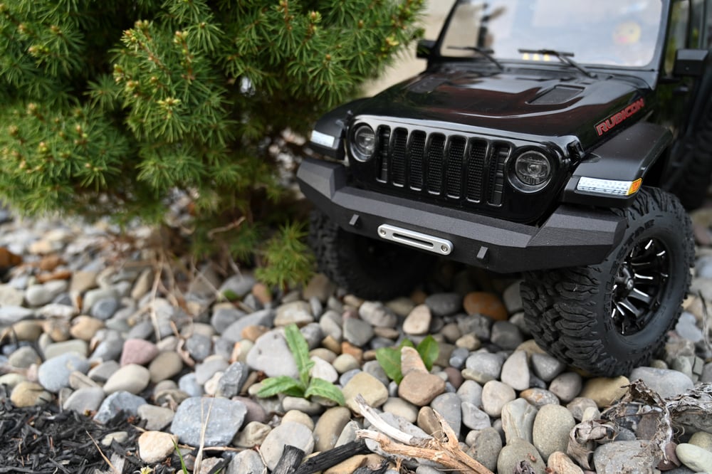 Axial 1/10 Scale JT Gladiator Winch Front Bumper (02-00102-001)
