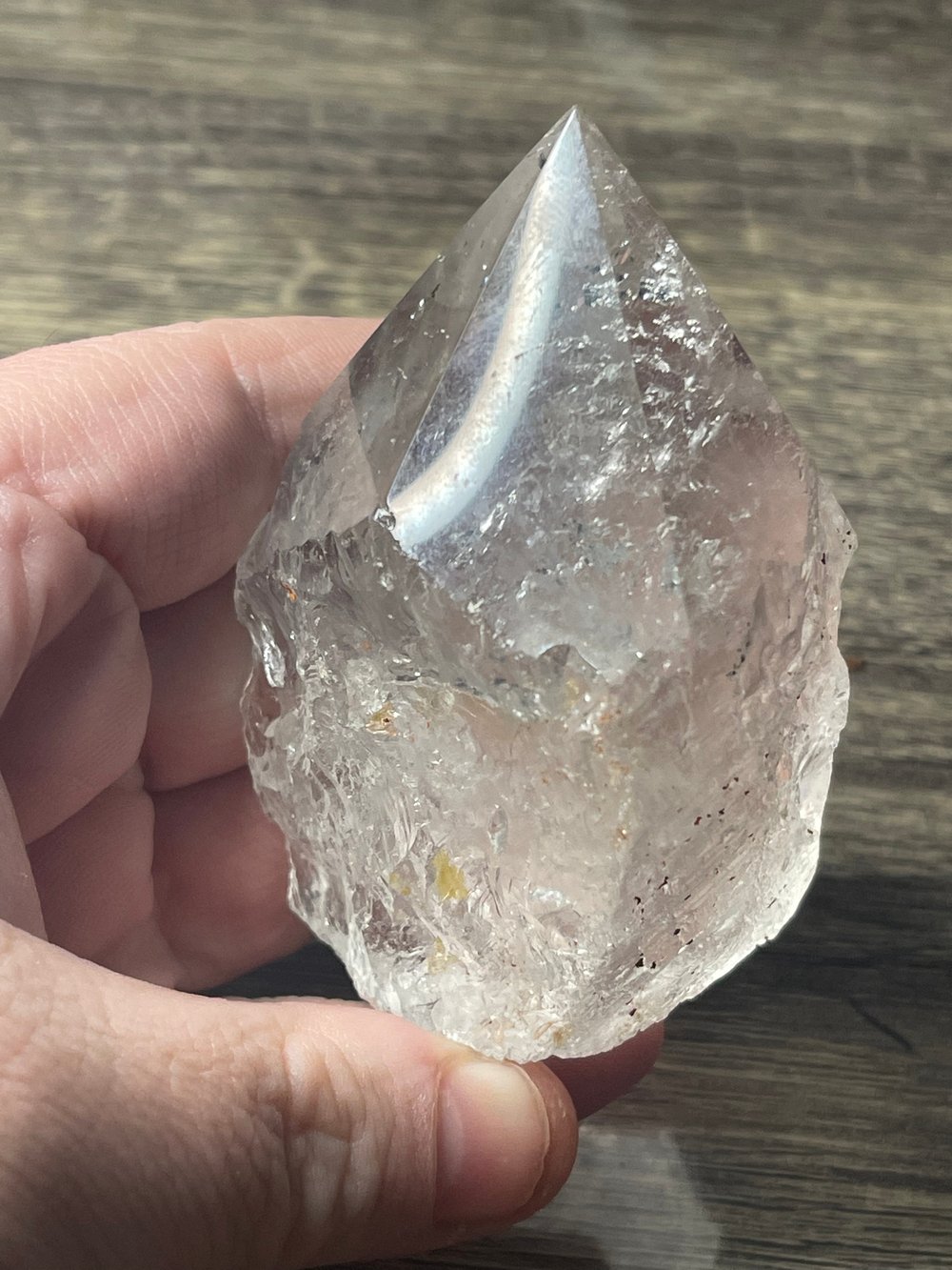 Image of Clear quartz cupcake 