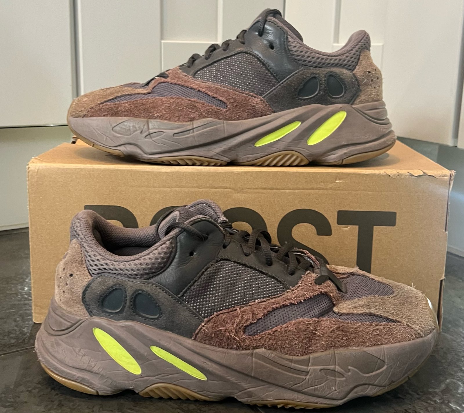 yeezy mauve resale