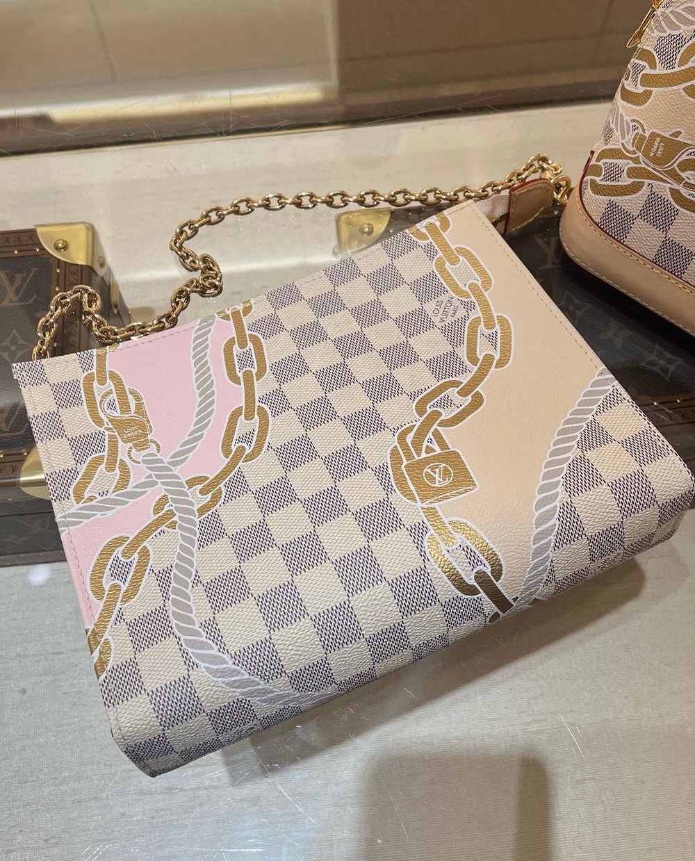 LV Nautica Collection 