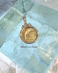 Image 1 of 24kt solid gold dolphin with princess kaiulani coin pendant 
