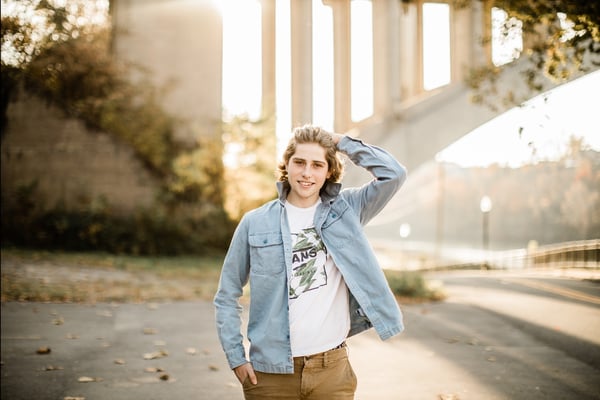 Image of Senior Session, 3 hours