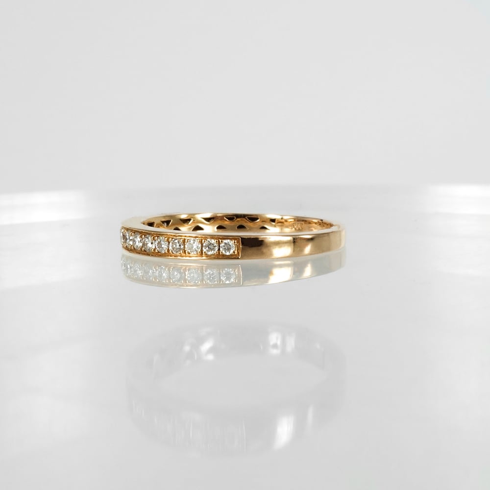 Image of 18ct rose gold diamond set ring. Pj5466 
