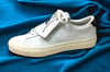 Touch ground tennis lo with tassels white leather sneaker 
