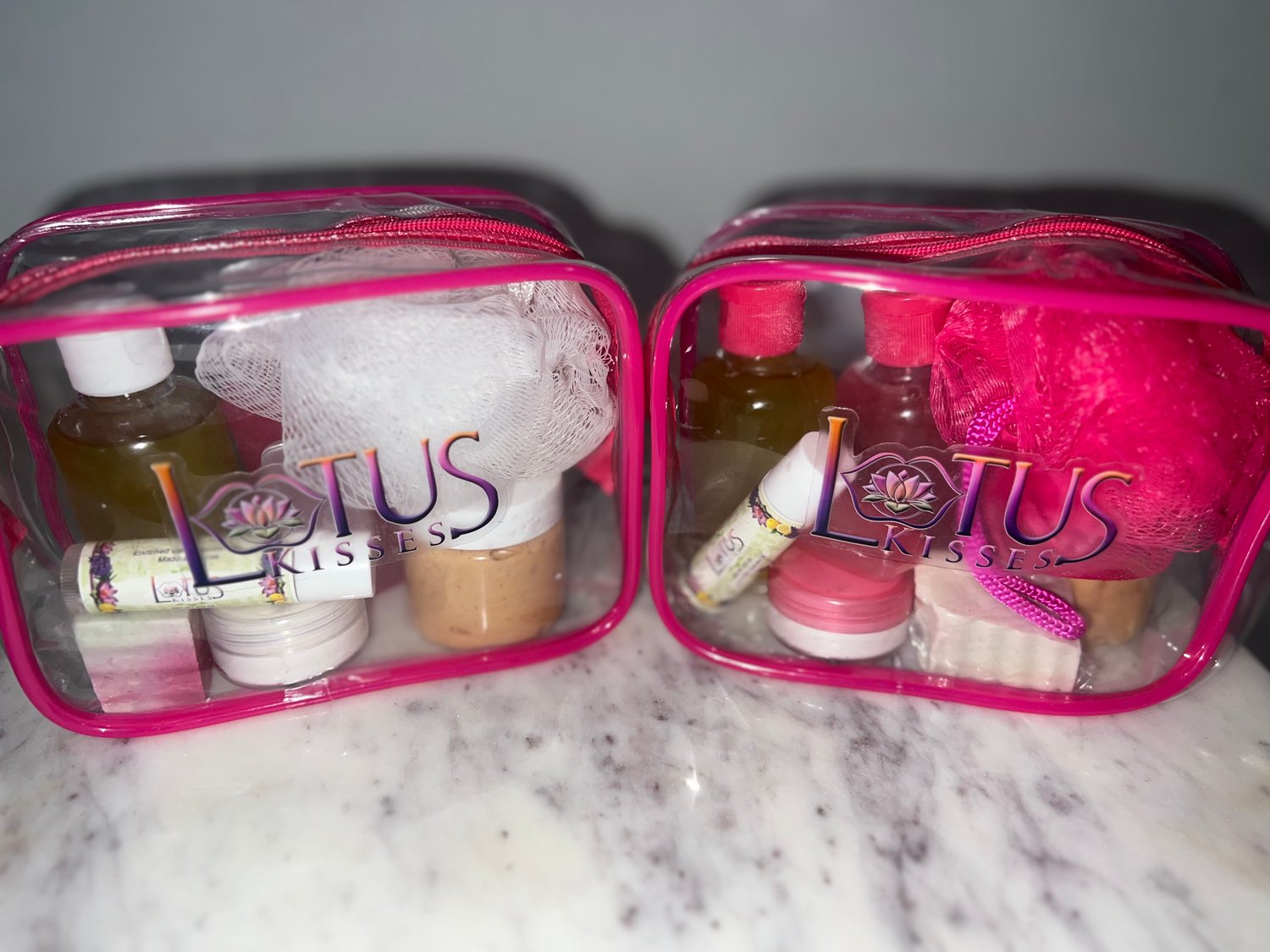 Image of Travel kiss kit