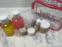 Image 3 of Travel kiss kit