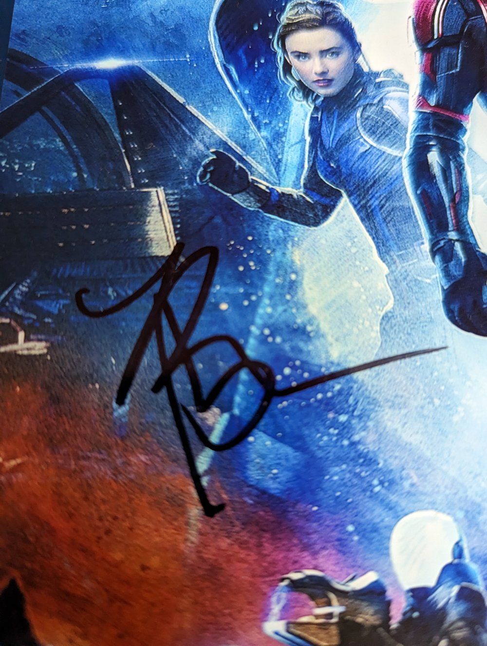 Kathryn Newton Antman - Wasp Quantumania Signed 10x8 Photo