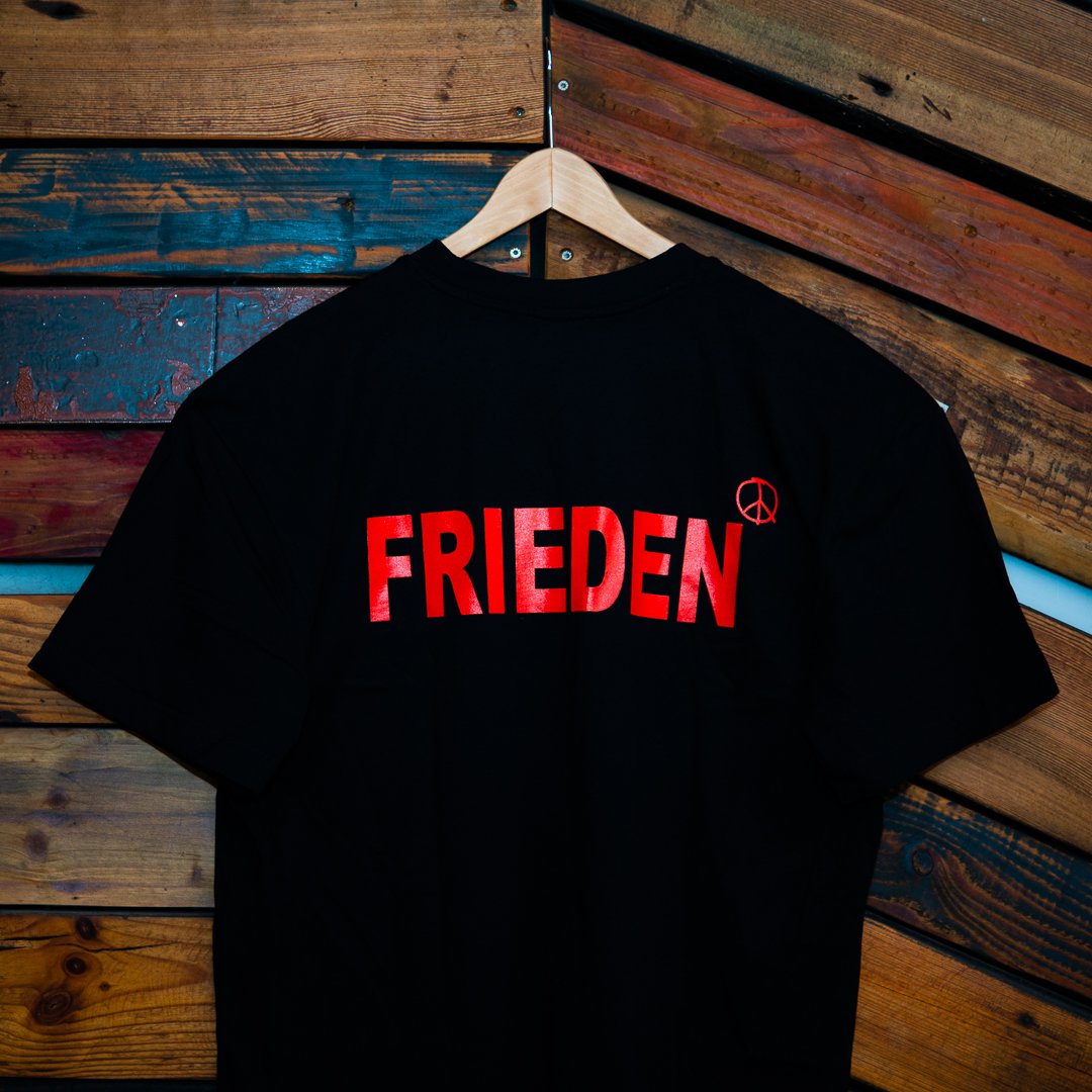 Dantze "FRIEDEN" Shirt (schwarz) designed by Niconé