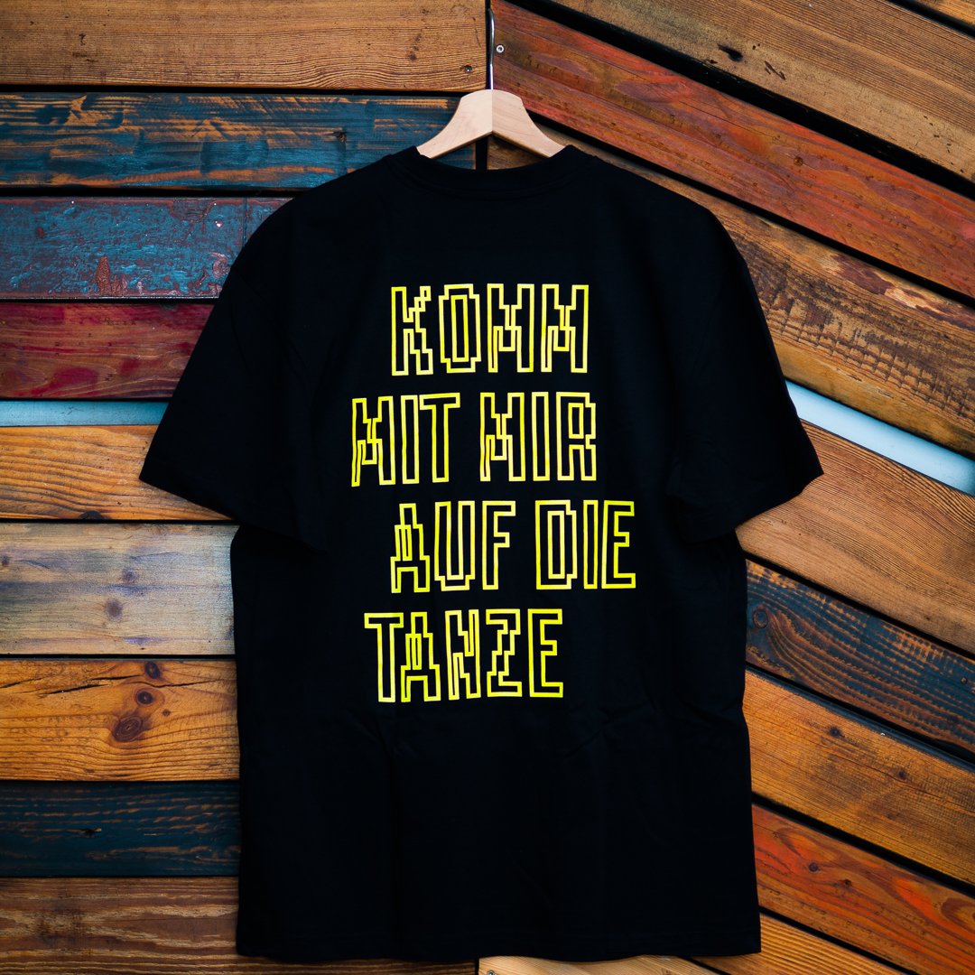 "Komm mit mir auf die Tanze" Shirt by Dantze