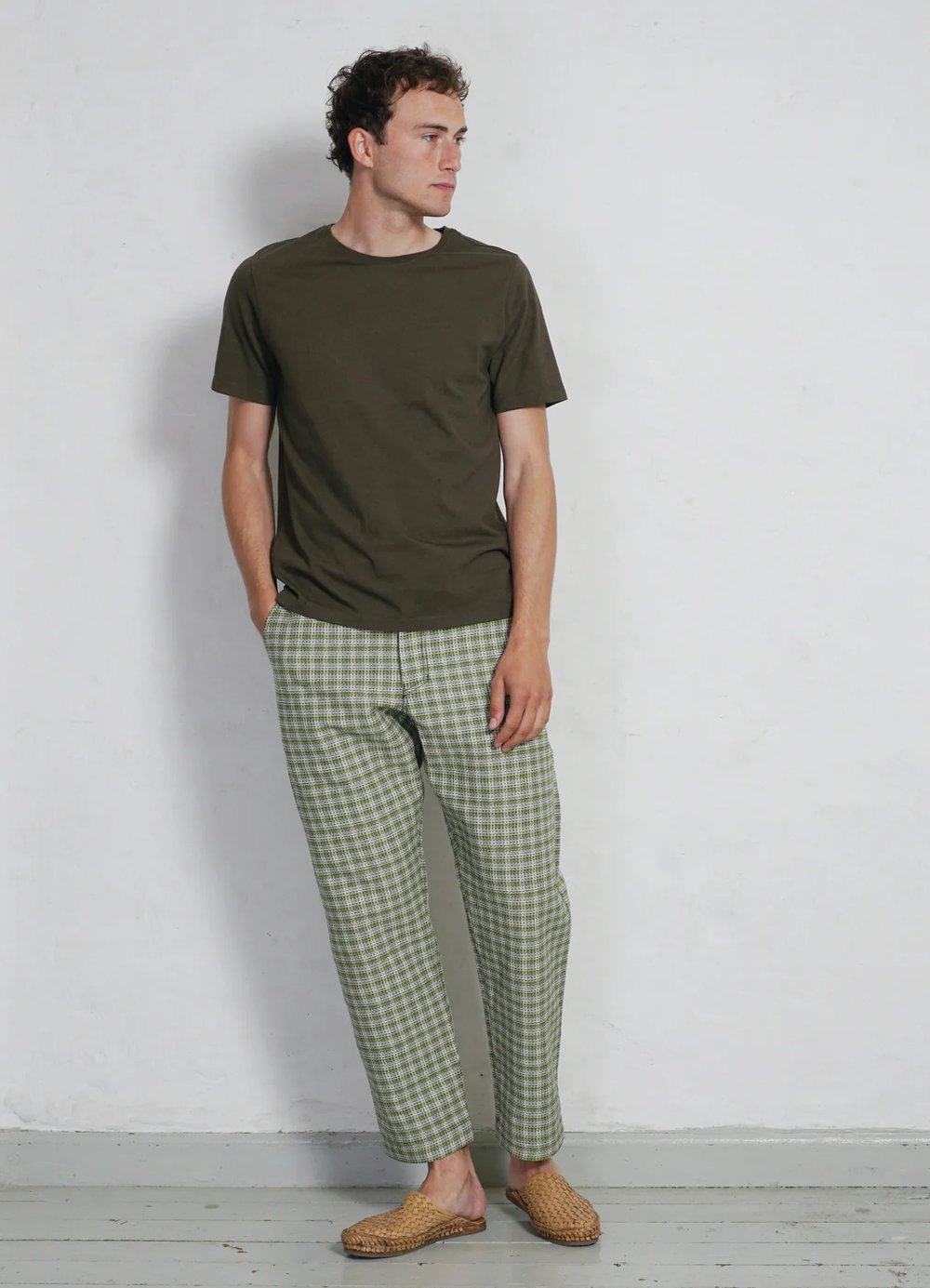 Hansen Garments TYGE | Wide Cut Cropped Trousers | sashiko green