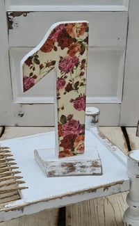 Wooden number ONE -1  33 cm  rose