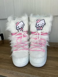 Hello Kitty Snow Boots