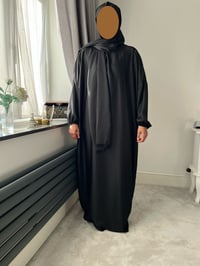 Image 2 of Nur - Hooded Abaya - Black